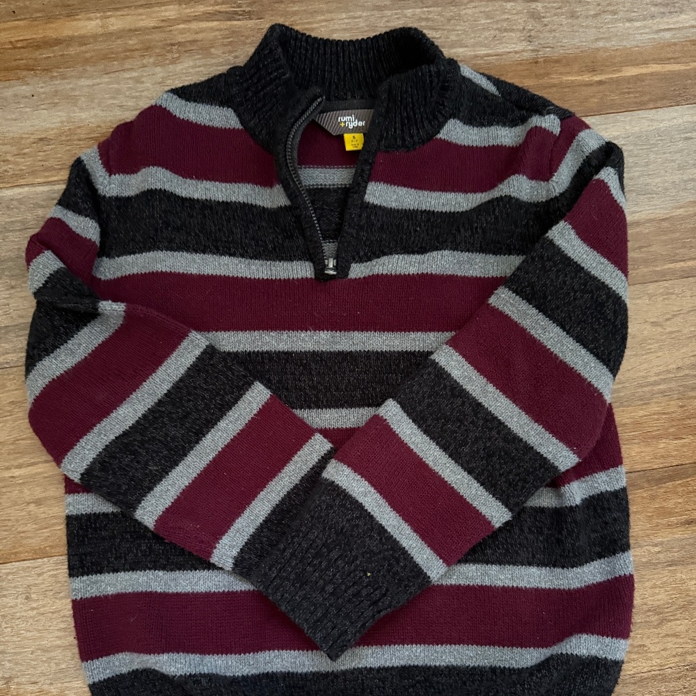 Rumi + Ryder Sweater, Boys size S (6-7)